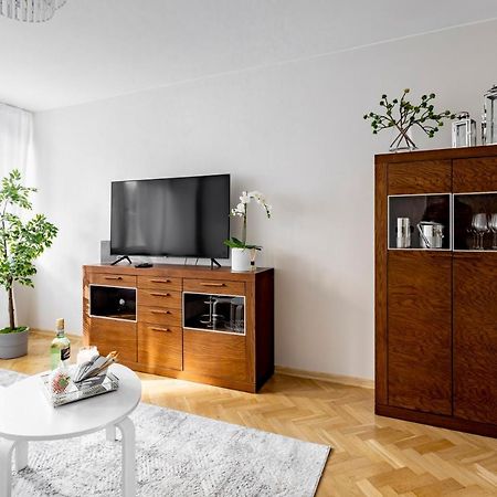 Hala Mirowska Apartments Warsaw Exterior photo