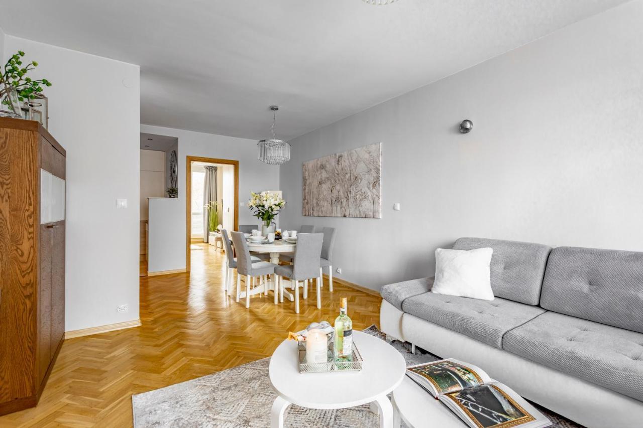 Hala Mirowska Apartments Warsaw Exterior photo