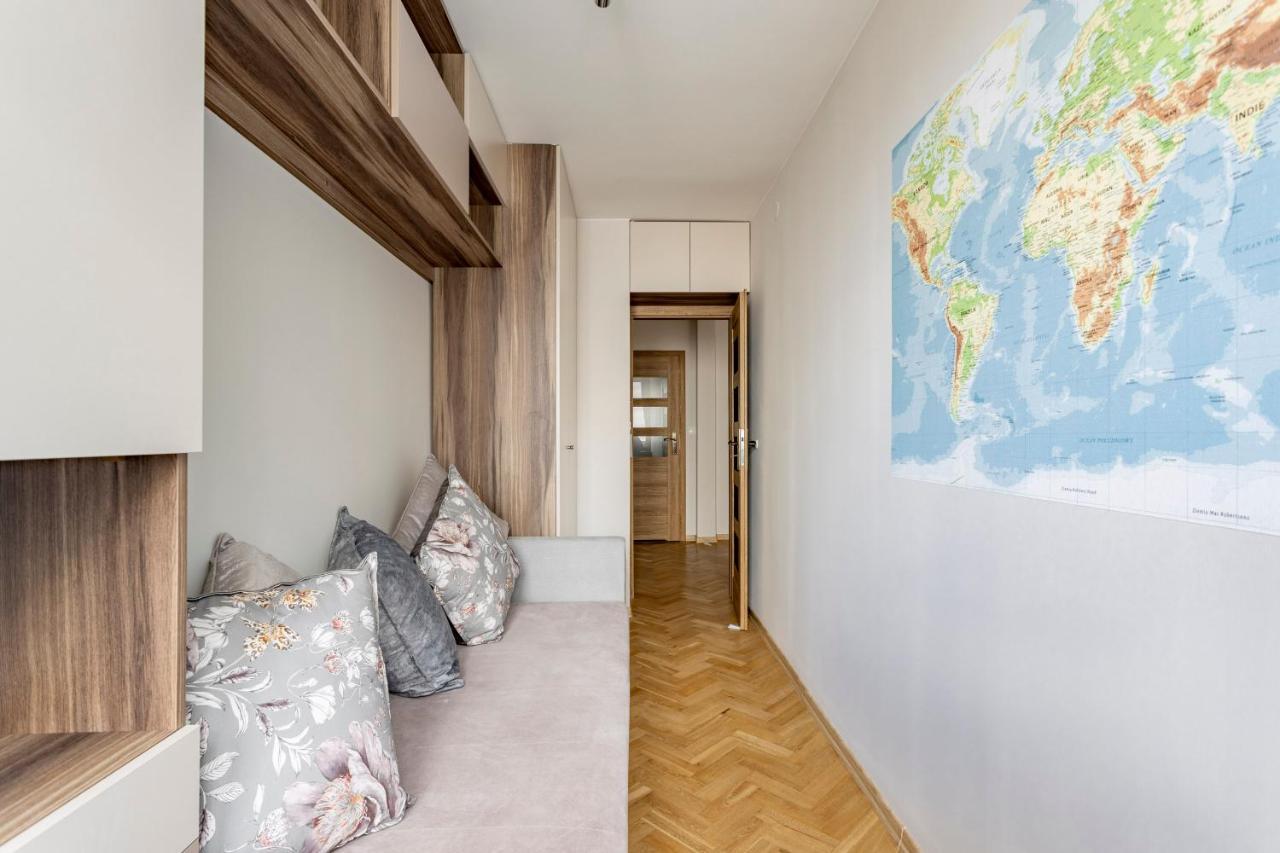 Hala Mirowska Apartments Warsaw Exterior photo
